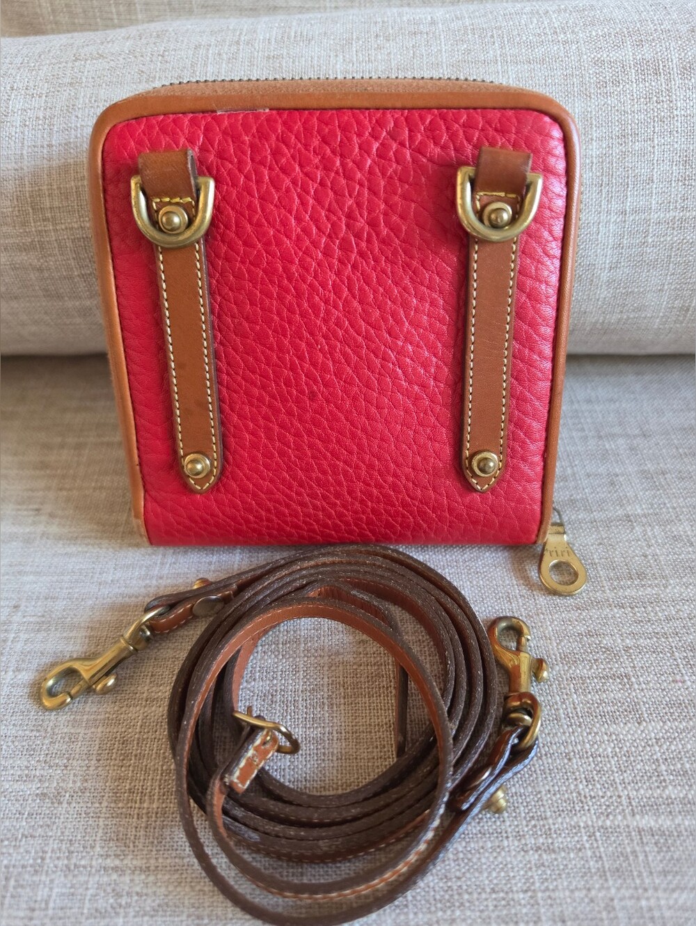 Dooney & Bourke Vintage AWL All Weather Leather Crossbody Wallet, Red ♥️ - Picture 2 of 11